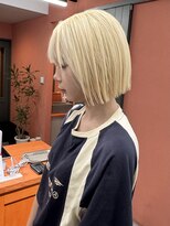 レブ 三条河原町(Reb,) ダブルカラーボブハイトーン前髪イメチェンシースルーマッシュ