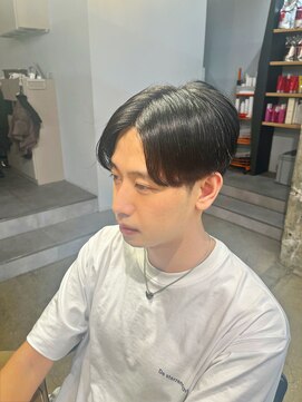 リラクオーレメンズ(LIRA CUORE men's) ナチュラルセンターパート