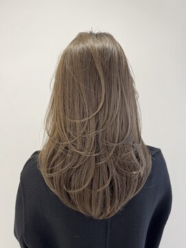 ムード(MOOD,) イメチェン/ピンクベージュ/アンブレラカラー/前髪/銀座駅