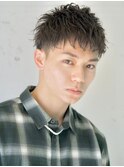 メンズ刈り上げツイストパーマ束感ショート眉毛/メイキー本厚木