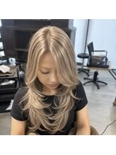 エルエーヘアー(L.AHAIR)&nbsp;海外風ロングレイヤー×ミルクティーベージュ