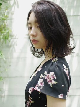 ウクラ バイ レシッド 池袋(uchla by rcid) 似合わせカットで作る抜け感ミディボブ