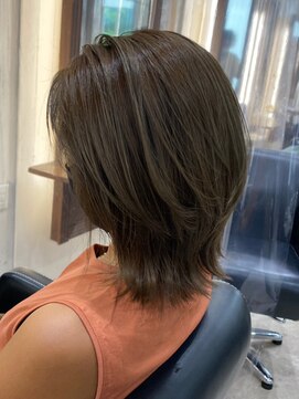 カルフール オハナ せんげん台西口店(Carrefour OHANA) ヘアカット/トリートメント/ミディアムボブ/イルミナカラー