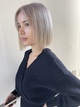 オーアイシー(OIC) milk  blond bob