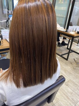 トレ(tre.) ショート/髪質改善/ハイライト/縮毛矯正/酸性縮毛矯正/白髪染め