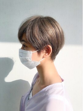 エトワール(Etoile HAIR SALON) ミルクティーベージュダブルカラーショート韓国20代前髪