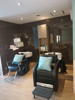 ルクス 新小岩(LUX)の写真/【リピーター続出☆】カッサ&マイクロカレント使用の筋膜リリーススパが人気♪頭皮から健康的な美髪!