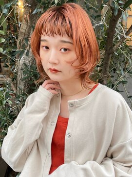 ラミエバイメルト 下北沢(lamie by melt) 無造作に動くウルフレイヤーにオレンジカラーでおしゃれ上級者