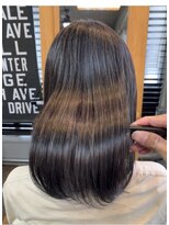 アッタニコ(atta2co)&nbsp;縮毛矯正 髪質改善 白髪ぼかし ツヤ まとまり 似合わせ