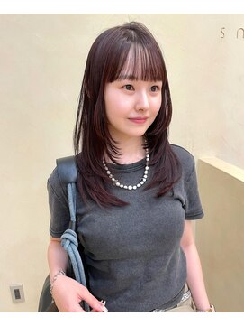 スニュウ(snuw) 【snuw mina】レイヤーカット/ワインレッド/顔まわりカット