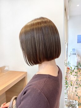 イニオイラボトリル(inioiLab to lil)の写真/お気に入りの香りに包まれながらダメージを補修◇ずっと触っていたくなる美髪へー