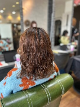 ヘアーワークス ボナ(HAIR WORKS bona.) 大人可愛いゆるふわウェーブミディ デジタルパーマ