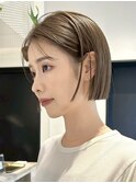 顔周りレイヤーカットグレージュカラーくびれボブショートカット