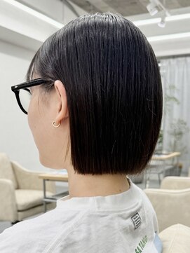 エルヘアメゾン(el. hair maison) 耳かけも可愛いパツボブ☆
