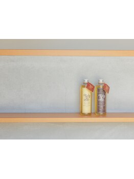 業界最高峰のケアブランドのオッジオットやFLOWDIAを使用しあなただけのダメージケアをご提供＊