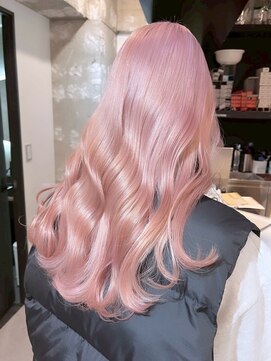 ベレーザ 渋谷神南(Beleza) 16204全頭ブリーチバーガンディチェリーレッドバタフライカット