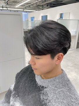 キートス(Kiitos) 毛流れセンターパート