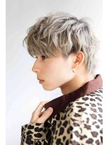 ヴァイブス(vibes) ホワイトブリーチ×コンマウルフショート