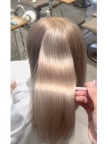 エミィ(emme)&nbsp;ホワイトベージュ
