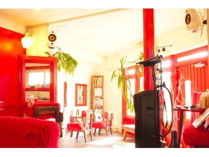 美容室ポップ天国レッドリリィ(POP)の写真