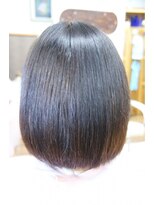 チチカカ(chichikaka)&nbsp;営業ビフォーアフター、オーバーセクション縮毛矯正