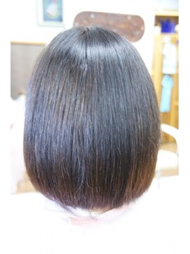 チチカカ(chichikaka) 営業ビフォーアフター、オーバーセクション縮毛矯正