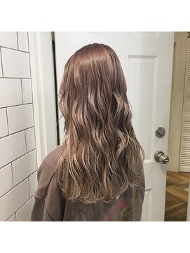 ホーミートウキョウ(HOMIE TOKYO) 渋谷 イルミナカラー×ケアブリーチ×ハイライト×TOKIO