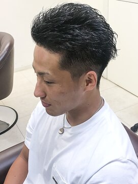 アンルポン 梅田(un le pont) ★un le pont梅田★くせ毛風パーマワイルドオールバック