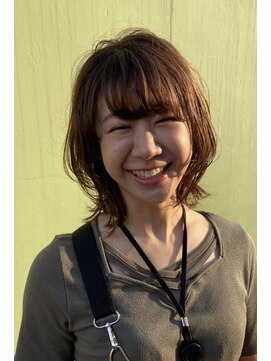 シュクルヘアー(Sucre Hair) ブリーチなしローライトで作るおしゃれヘアー★レイヤーカット