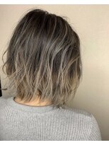 22年秋 ショート グラデーションカラーの髪型 ヘアアレンジ 人気順 ホットペッパービューティー ヘアスタイル ヘアカタログ