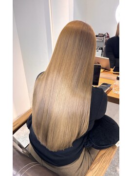 アールサロン 名駅(Rr SALON) シルキーベージュ