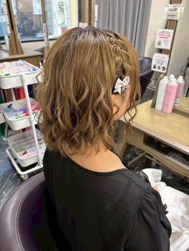 エヌエービー 池袋店(N.A.B.) ハーフアップ