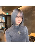 シルバーグレー×コンパクトボブ