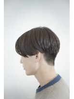 ビーヒアナウ N゜03 金沢駅西店(BE HERE NOW)&nbsp;スーツ短髪ツーブロック束感モテる黒髪シークレットパーマ