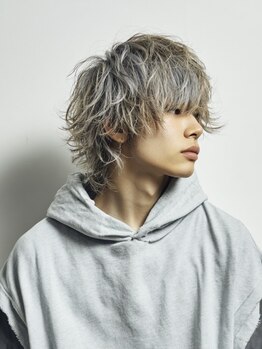 仕事が遅くなっても、カット最終受付21:00まで営業中。営業時間外の予約もご相談ください！