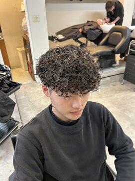 イーラ アメ村店(era) スペインカールパーマ/メンズ/刈り上げ/眉毛/ツイスト