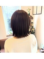 ナゴミ(NAGOMI)&nbsp;外ハネミディアム