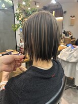 スタンド バイ ヘアー アンド コーヒー 恵比寿(STAND By HAIR ＆ Coffee)&nbsp;アンブレラカラー×切りっぱなしボブ