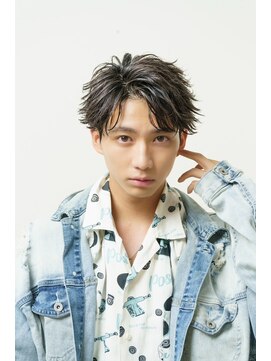 アイトーキョープラスシー 横浜(AI TOKYO+Sea) MEN’S横浜/センターパート/フェザーパーマ/毛流れパーマ/高島町