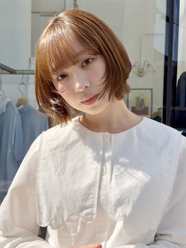 グリーンミドル(GREEN middle) 顔周りレイヤーボブ/まとまるボブ/外ハネボブ/ベージュカラー