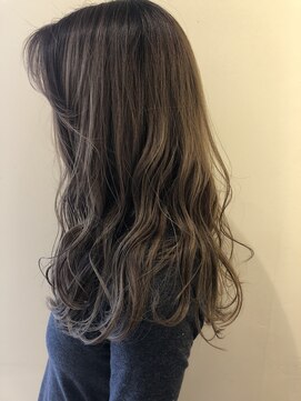 クレル(Creelu) グレージュ