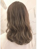 ジーナ 銀座中央通り(Zina)&nbsp;【Zina 銀座中央通り】透明感×ヌーディフォギーベージュ