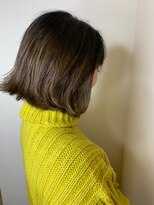 モルニ(MORNI)&nbsp;シアーベージュ_マロンベージュ Aラインボブ かきあげ