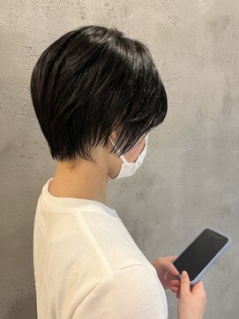 ザ ラボ アングゥ(The Labo ungu) 黒髪ショート