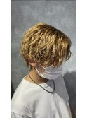 ブリーチハイトーン波巻きスパイラルパーマセンターパート