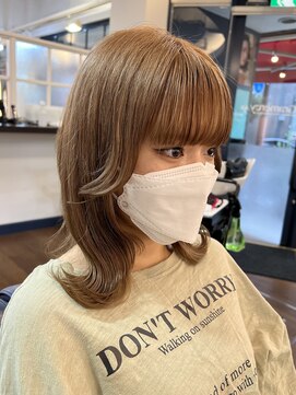 グラマシー アレックス(Gramercy alex) ハイトーンカラー×くびれミディ/ミルクティーベージュ20代30代