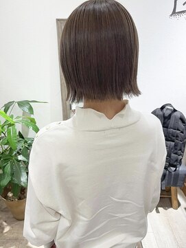 ラミエ バイ メルト 吉祥寺(lamie by melt) "久保田"切りっぱなしボブ暗髪ボブベージュブリーチなし