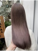 ピンクベージュ