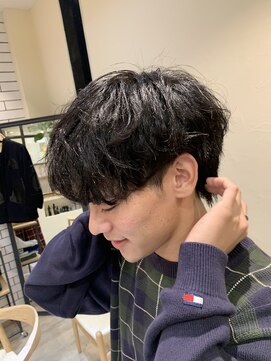 シフト(SHEEFT) フェザーパーマ×マッシュウルフ 再現性抜群スタイル