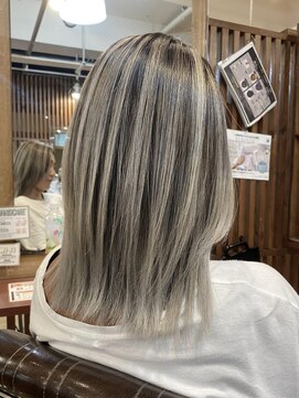 ブリッツレボルト(BLITZ R EVOLUT) ホワイトバレイヤージュs